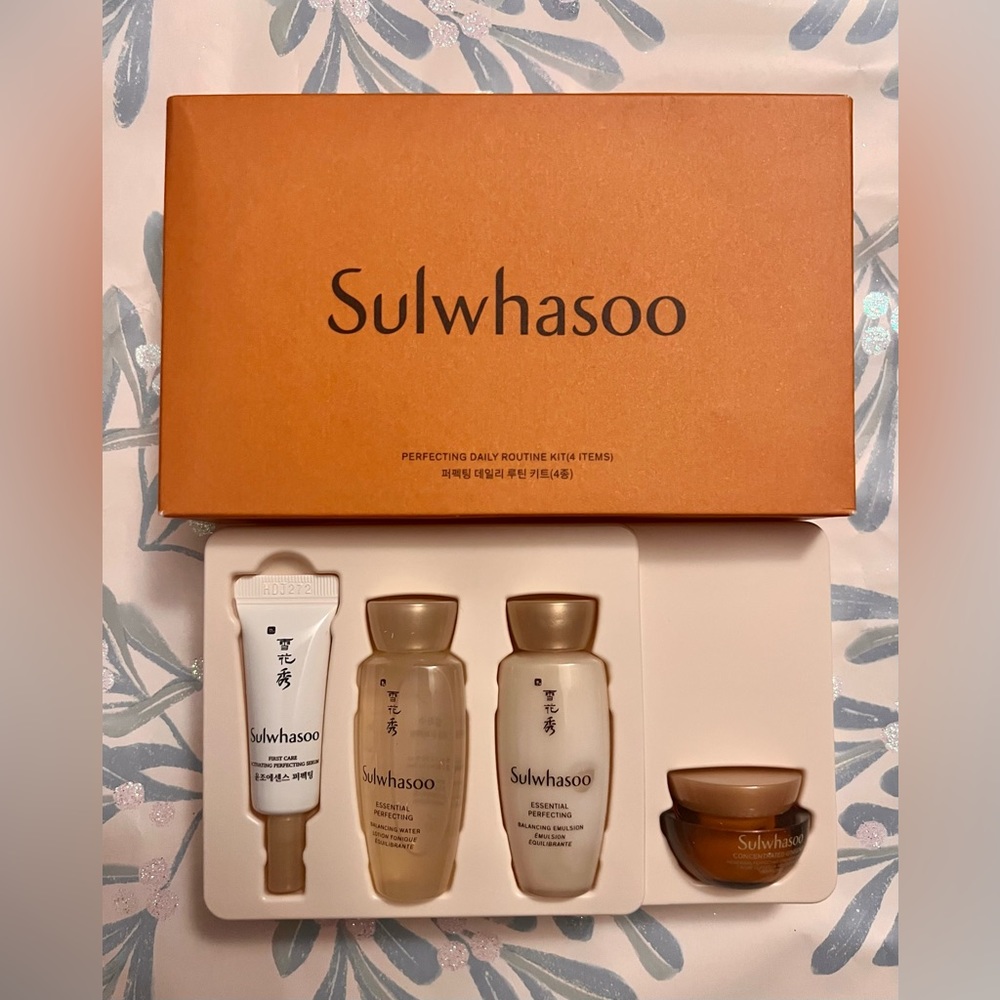 SULWHASOO 
Perfecting Daily Routine 4 Piece Kit